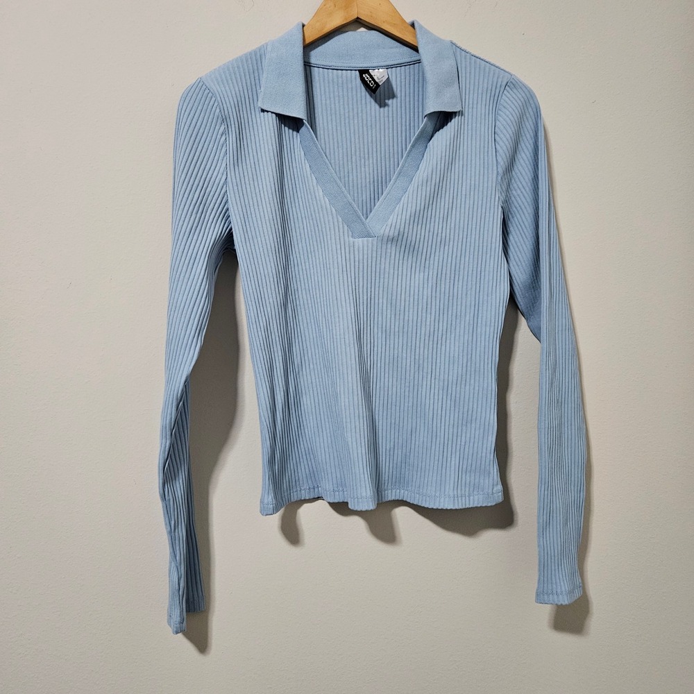 H&M Divided Light Blue Ribbed Knit Long Sleeve Polo V-Neck Top Size L